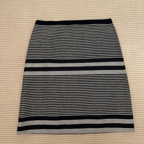 Jcrew Textured Skirt - Picture 1 of 1